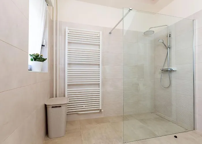 Kuca Za Odmor S Bazenom Emma Glavani