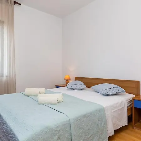 Villa Kuca Za Odmor S Bazenom Emma *